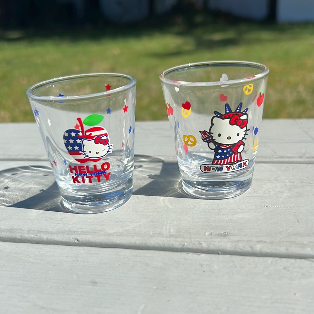 Hello Kitty NYC Shot Glasses
